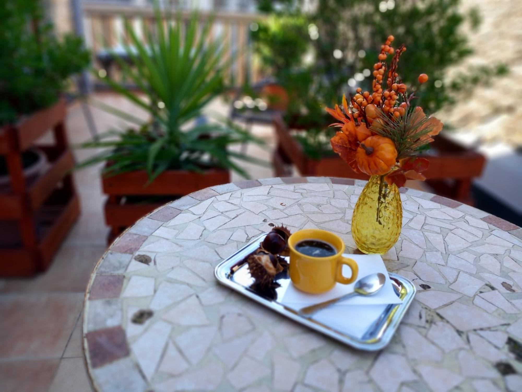 Foter Panzio Hotel Baja Exterior photo